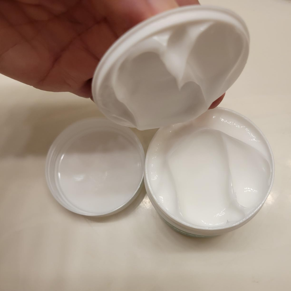 Grand Pot 150G Crème Pour Pieds à l'Urée 40% : Réparatrice et Hydratante