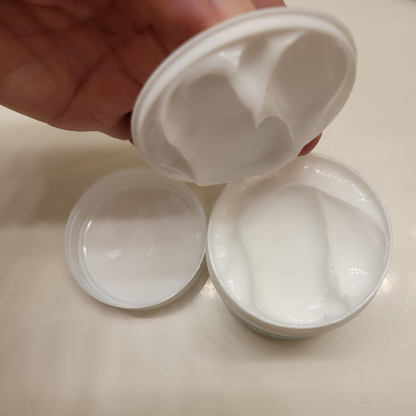 Grand Pot 150G Crème Pour Pieds à l'Urée 40% : Réparatrice et Hydratante